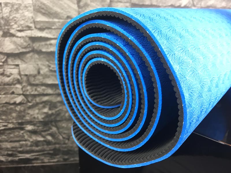 Yogamatte Test Sportastisch Yoga Star Blau Seitenansicht